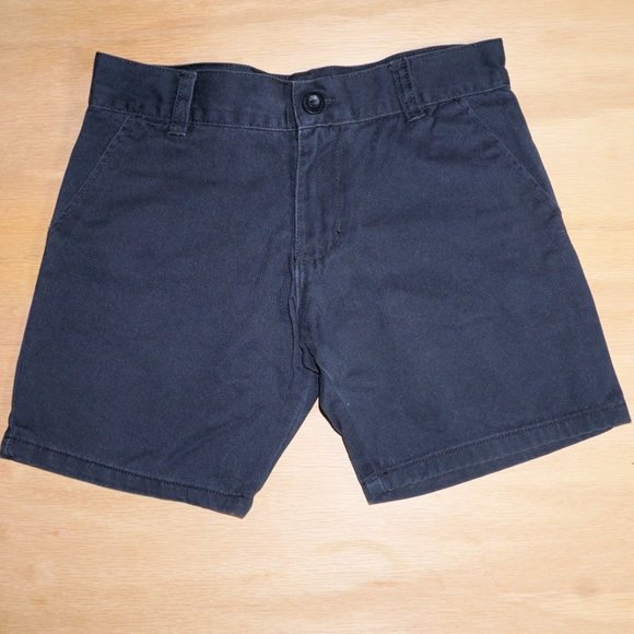 11 piece lot of boy's clothes size 6/7 mostly EUC - Picture 3 of 12